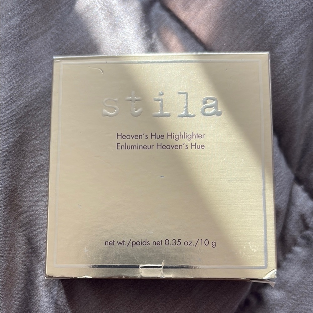 Stila Highlighter in Cream Packaging